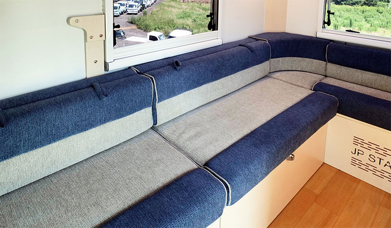 premium_interior_seat_1_slide